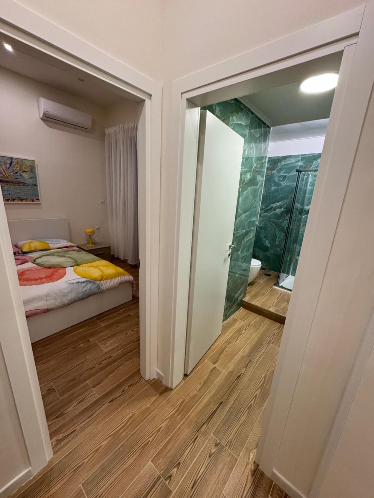 La Dimora Di Cinzia Apartment Наполи Екстериор снимка